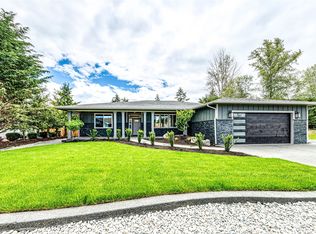 142 E Cobblestone Ln, Sequim, WA 98382