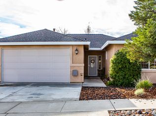 745 Grants Pass Pl, Redding, CA 96003