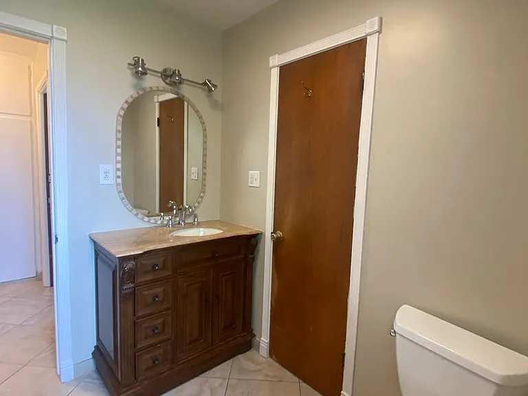 739 W Granada Ct — Photo 9
