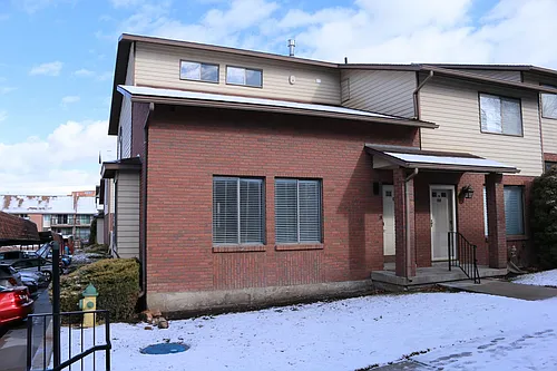 1113 Country Hills Dr #D1 Photo 1