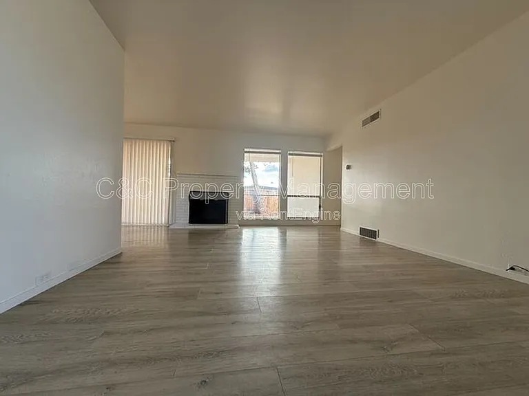1790 Eucalyptus Ave — Photo 12