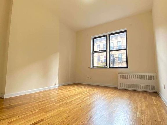 2nd image of 211 E 89th St APT C8