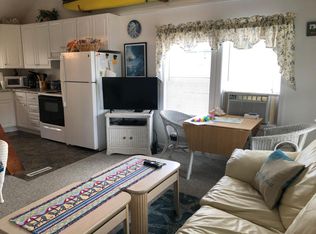 30 Ellery Ave #43C, Middletown, RI 02842