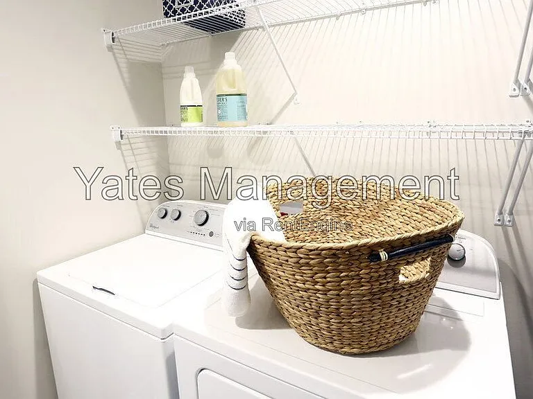 110 Colonial Dr — Photo 11