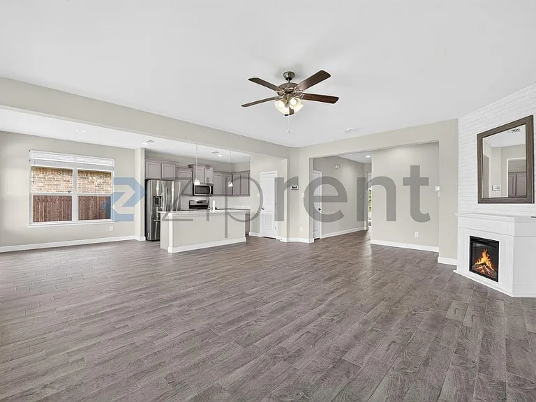 2325 Emerald Springs Dr — Photo 7