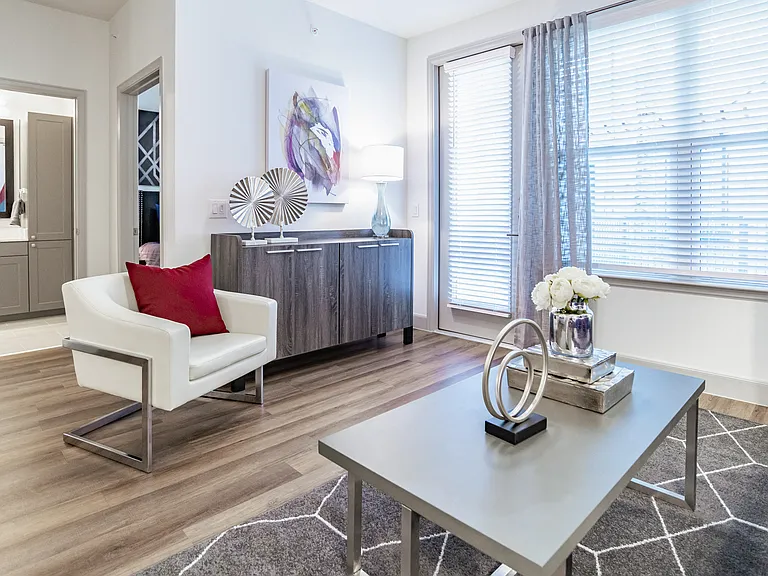 Alys Crossing Apartments — Photo 38