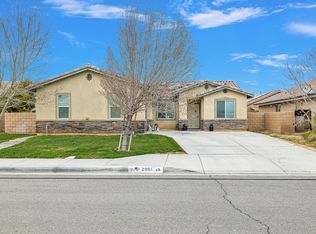 2061 E Kettering St, Lancaster, CA 93535