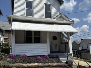 9 E Gaskill Ave, Jeannette, PA 15644