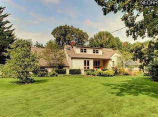 26813 N Woodland Rd, Beachwood, OH