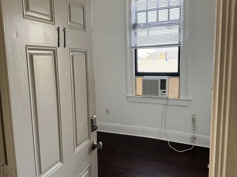 1808 Elysian Fields Ave #11 & 13 — Photo 3