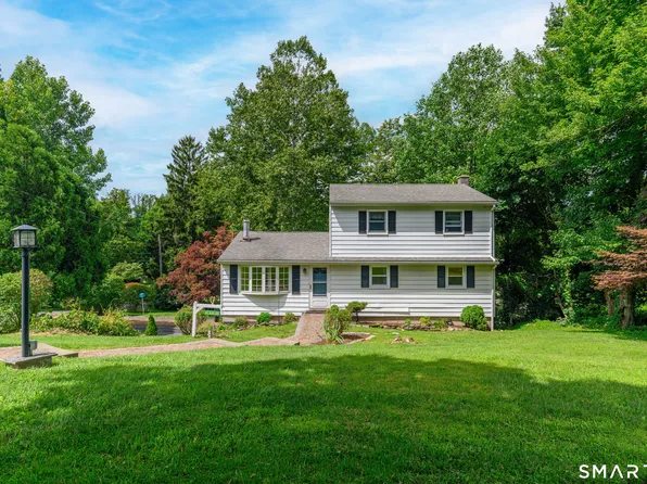 15 Lillian Avenue, New Fairfield, CT 06812