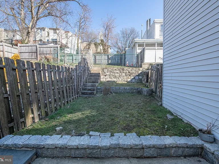 4707 Smick St — Photo 36
