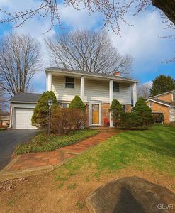 2637 Winston Rd, Bethlehem, PA, 18017