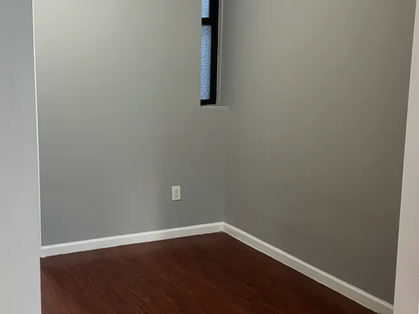 213 East 118th Street image 3 of 7