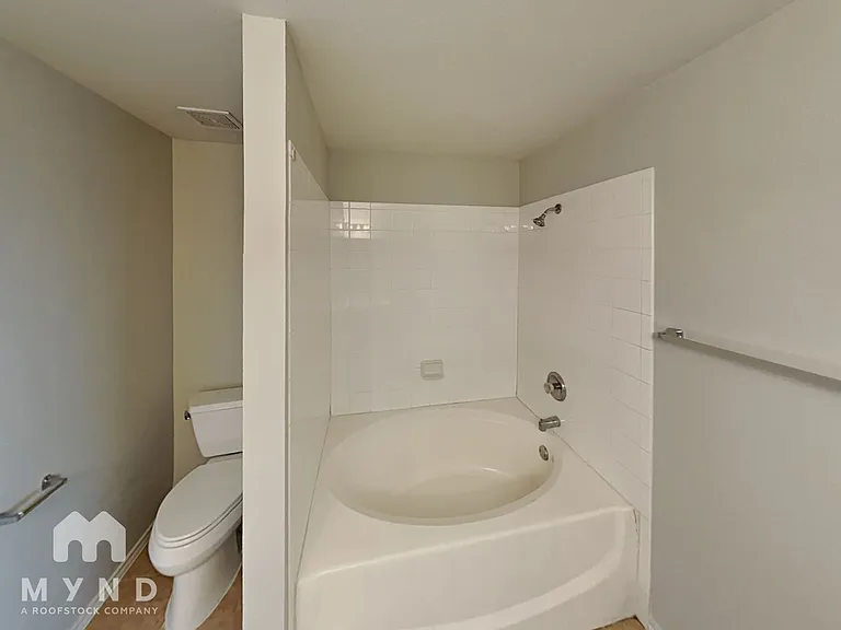 307 Susan Way — Photo 28