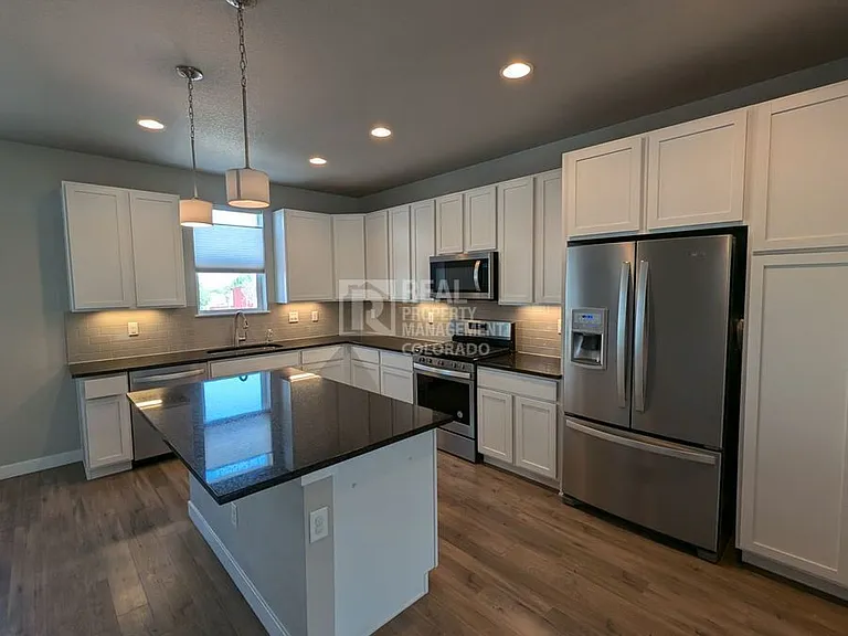 2378 S Troy Ct — Photo 3