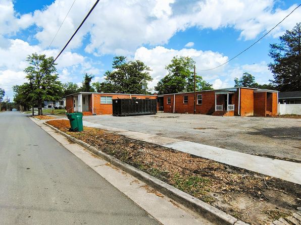 102 W Market St, Timmonsville, SC 29161