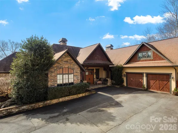 310 S Braeside Ct, Asheville, NC 28803