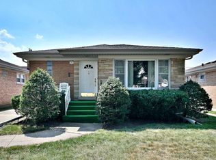 8038 N Oconto Ave, Niles, IL 60714