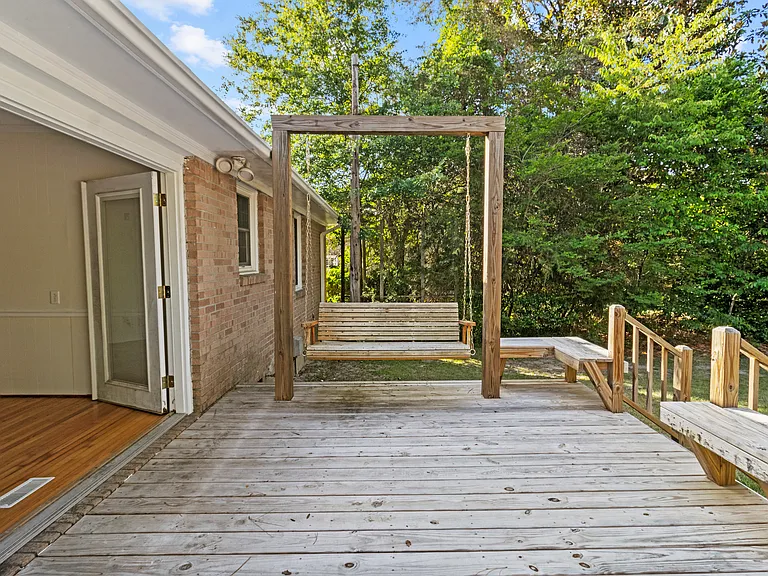 3234 Hunter Dr — Photo 14