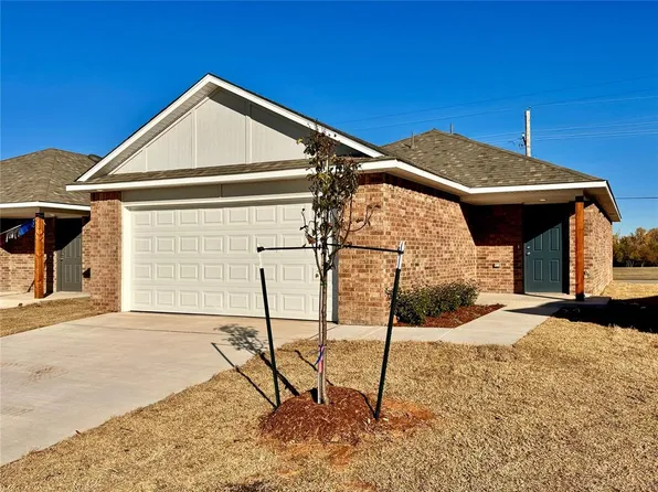 922 Hudson Rd, Chickasha, OK 73018