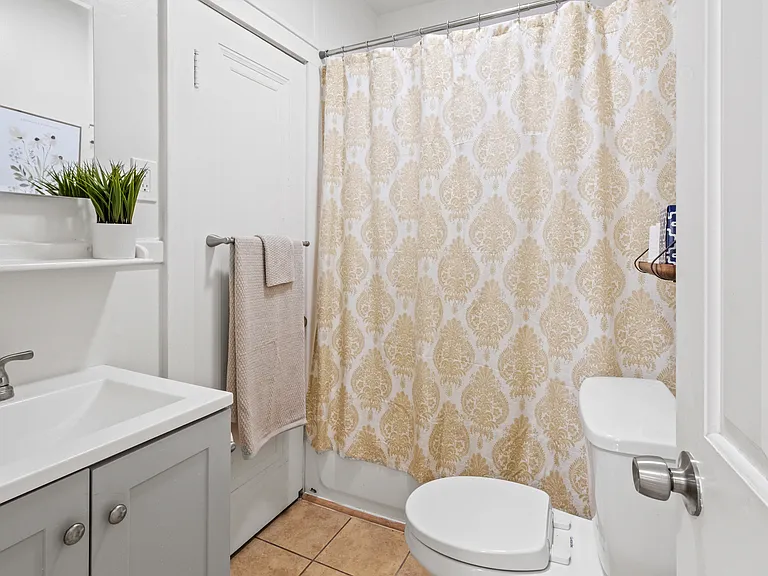 bathroom decorated