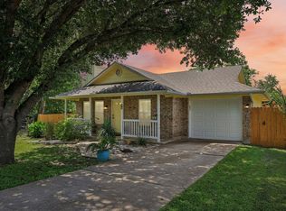 94 Louise St, Elgin, TX 78621
