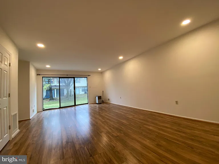 6 Latta Ct — Photo 5