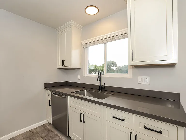 1260 Cortez Dr #10 — Photo 9