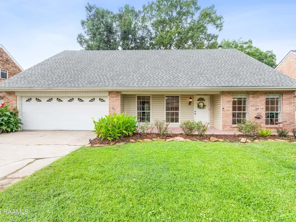 110 Shipley Dr, Lafayette, LA 70503
