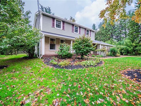 2nd image of 11401 Willow Hill Dr
