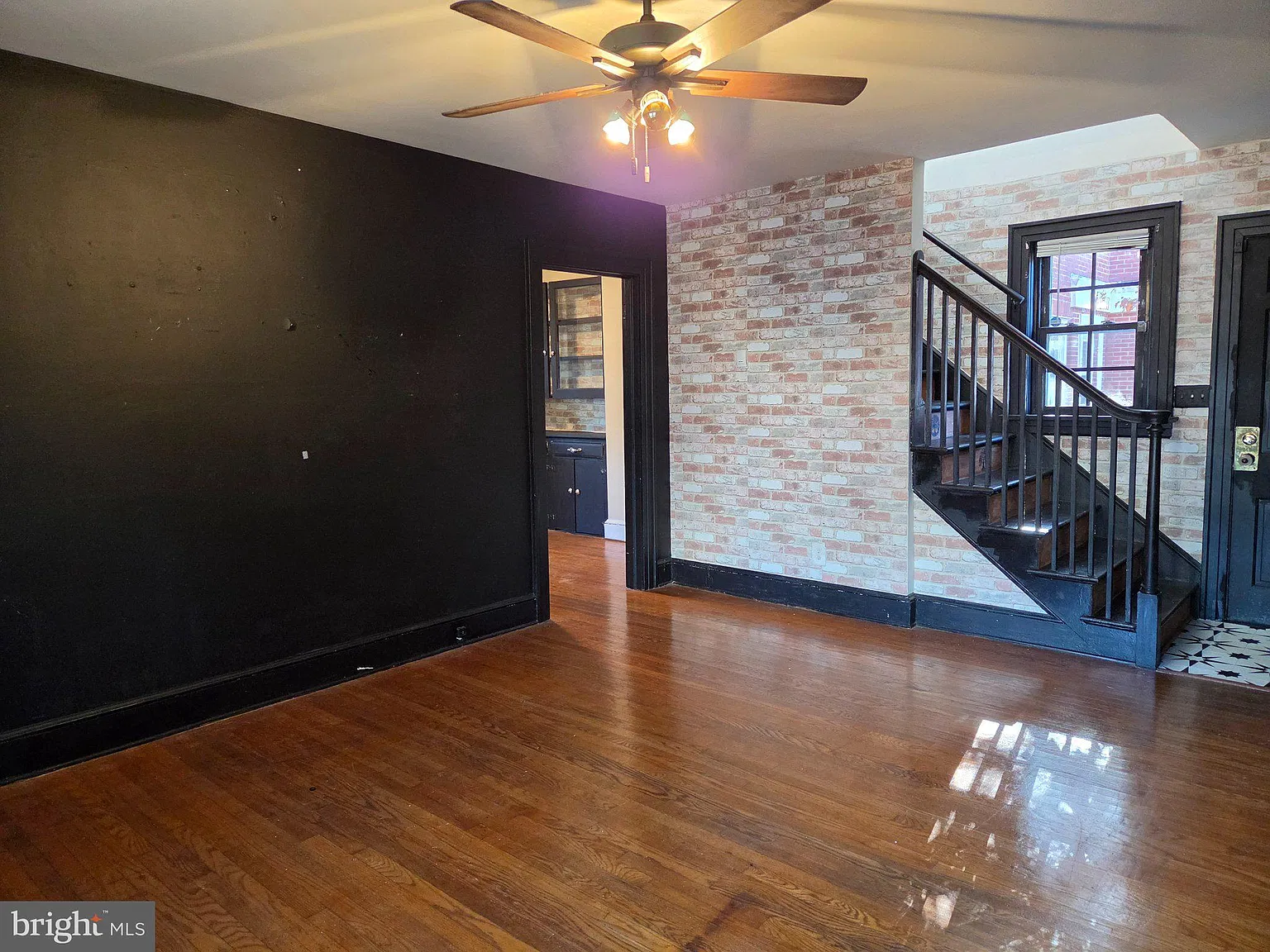 2 bed, 1.0 bath, 900 sqft, $1,550 — Photo 4