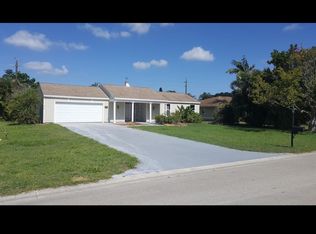 2243 Kings Lake Blvd, Naples, FL 34112