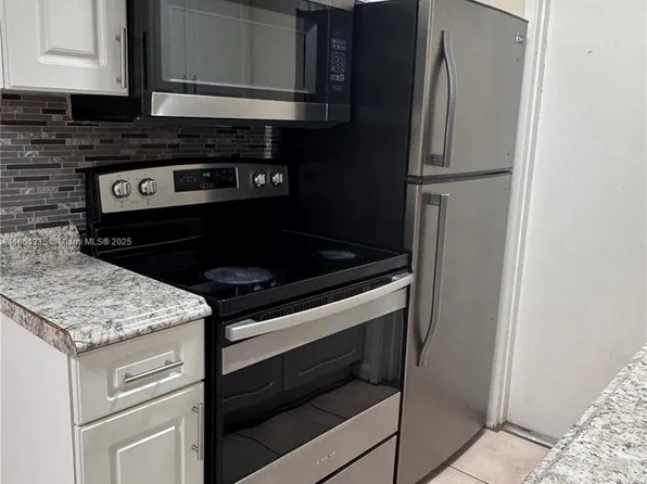 2331 Adams St, Hollywood, FL