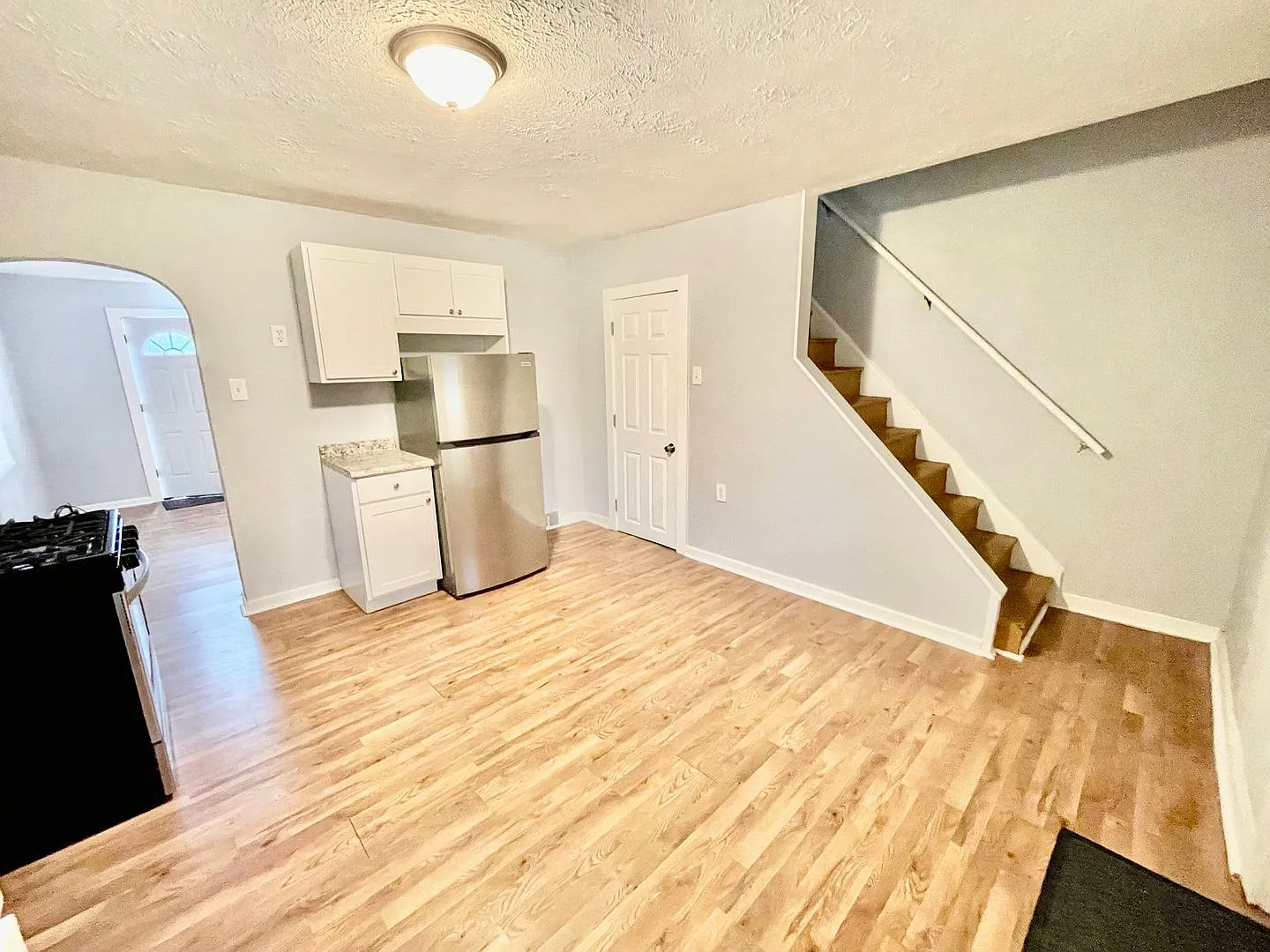625 Vanadium Road — Photo 3