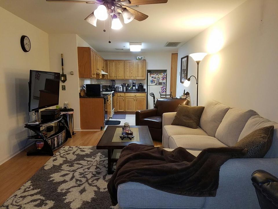 Living Room Adjoining Kitchen