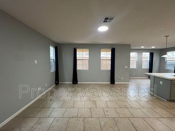 4th image of 1812 Bella Lago Dr