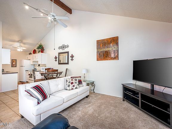 2nd image of 602 N May St Unit 20