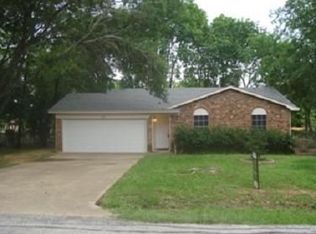 410 Hopkins Ave, Seagoville, TX 75159