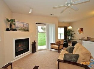 2001 NW 69th St APT F, Kansas City, MO 64151
