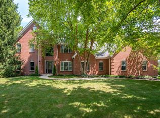 5281 Oakbrook Dr, Plainfield, IN 46168