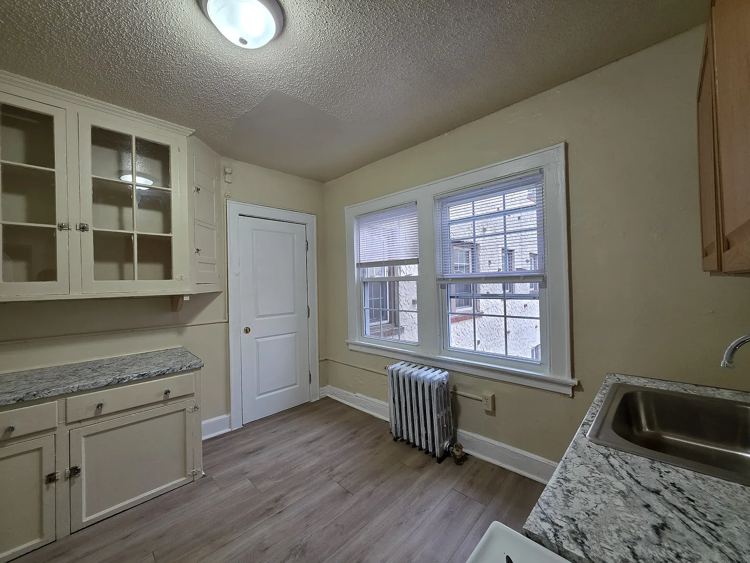1 bed, $1,400 — Photo 4