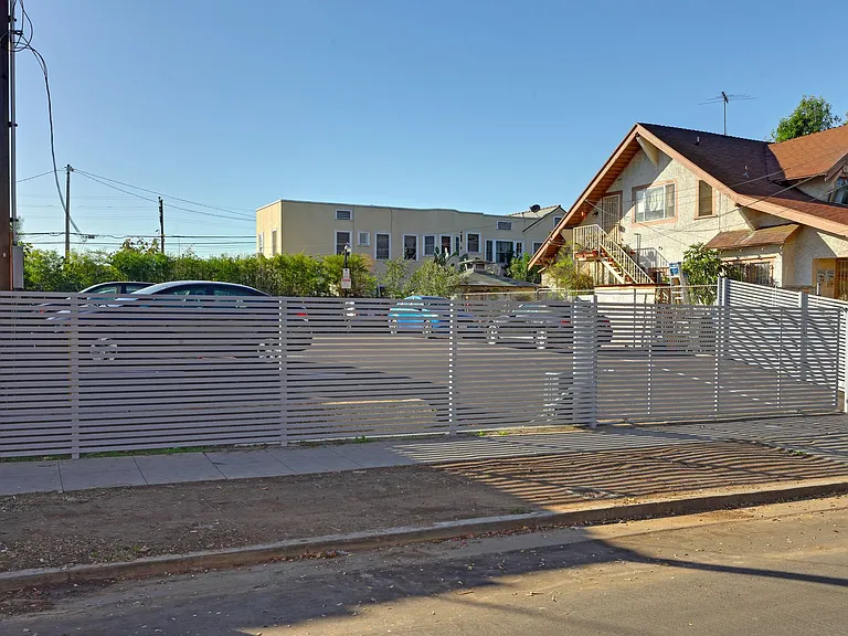 4108 Marathon St — Photo 38