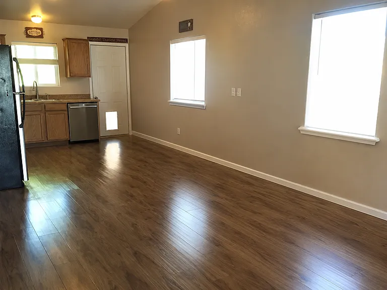 557 Alpine St — Photo 6