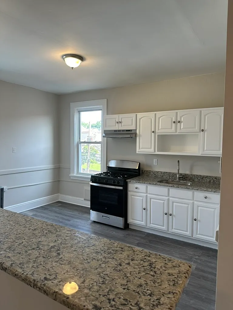 218 East 30th Street — Photo 1