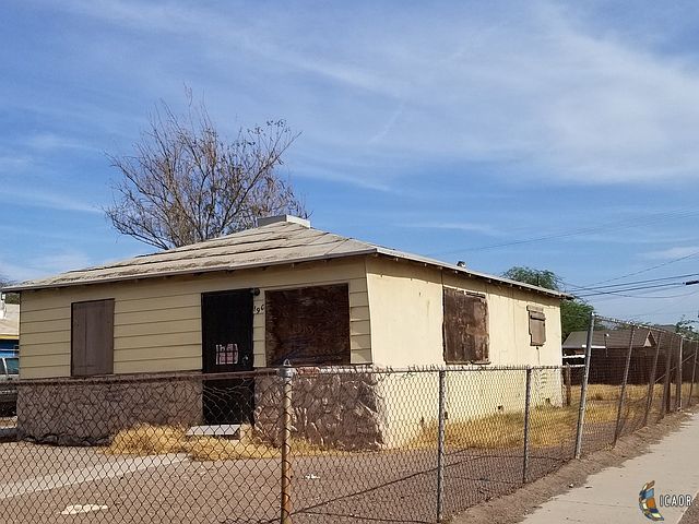 2nd image of 190 E Hamilton Ave