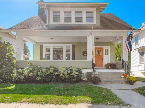 1705 Bloom St, Lexington, MO 64067