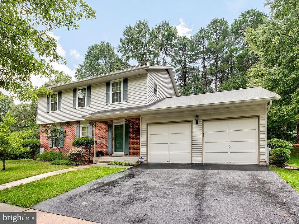 1st image of 855 Derby Farms Dr