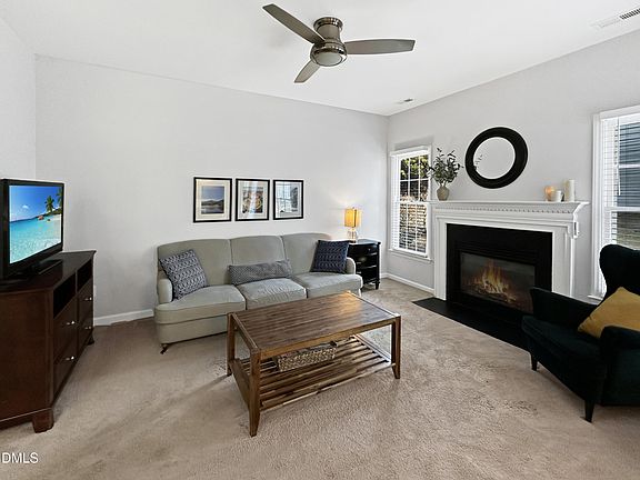 4th image of 8221 Hempshire Pl APT 105