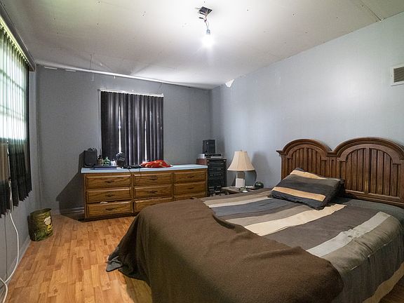 5th image of 3841 Flossmoor Rd
